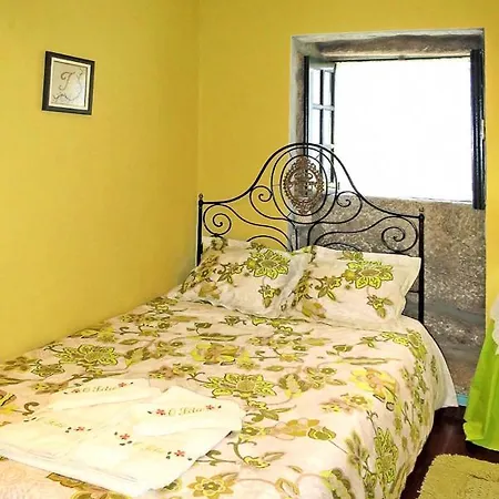 Sleeps 6 With Pool And Wifi * Meijoadas
